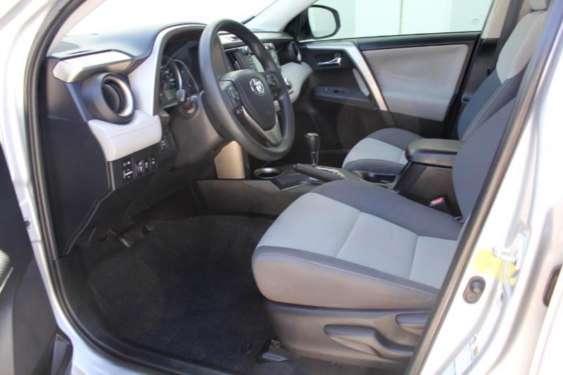 Toyota RAV4 XLE AWD 2015