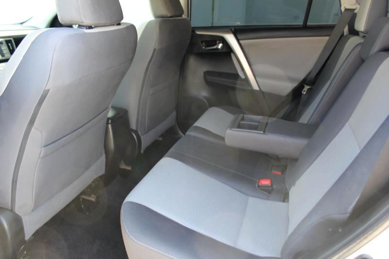 Toyota RAV4 XLE AWD 2015
