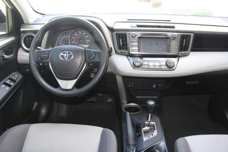 Toyota RAV4 XLE AWD 2015