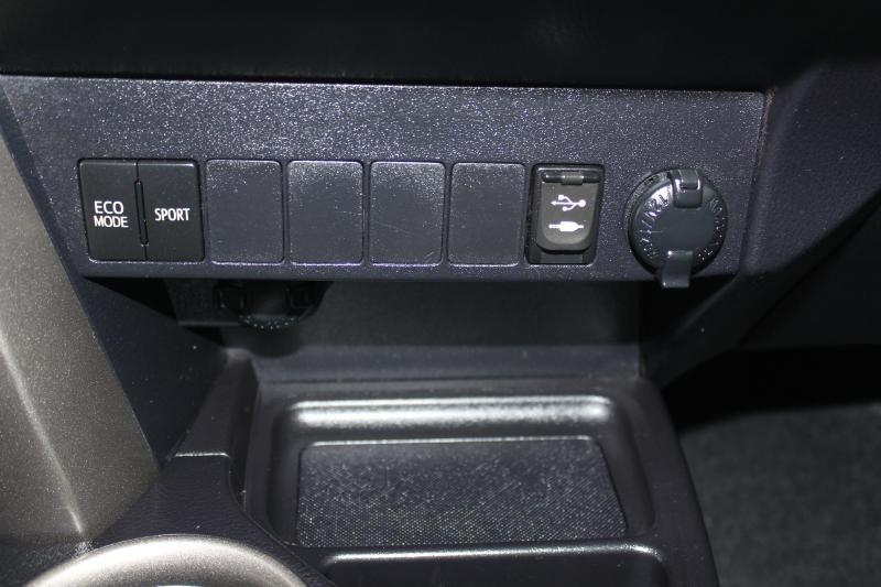 Toyota RAV4 XLE AWD 2015