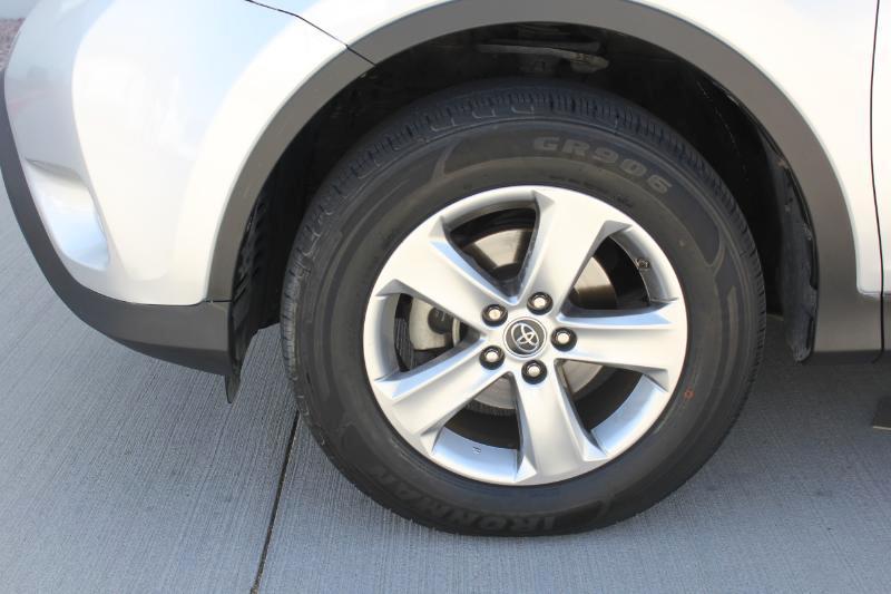 Toyota RAV4 XLE AWD 2015