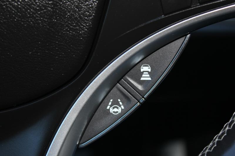 Acura RLX  2018