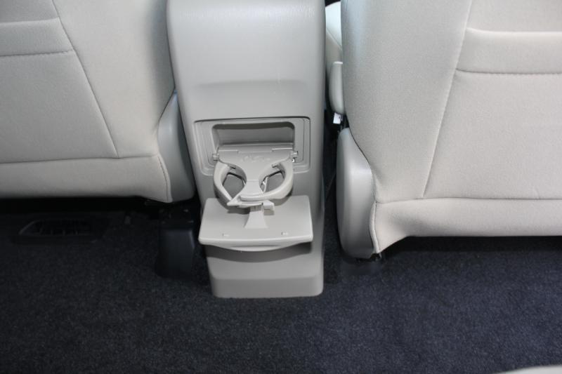 Toyota Prius V  2012