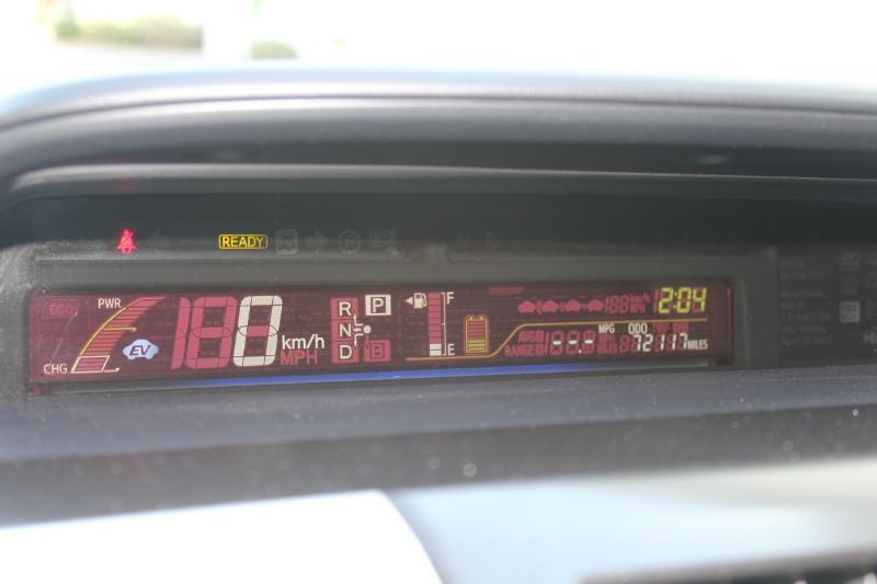 Toyota Prius V  2012