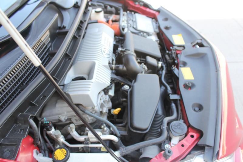 Toyota Prius V  2012