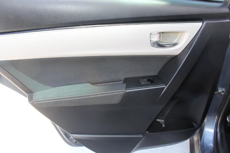 Toyota Corolla LE 2017