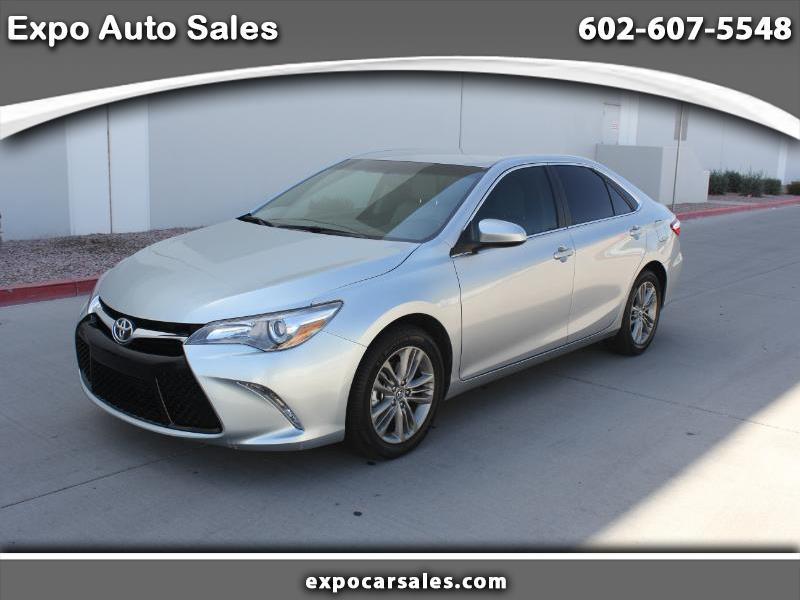 Toyota Camry SE 2017