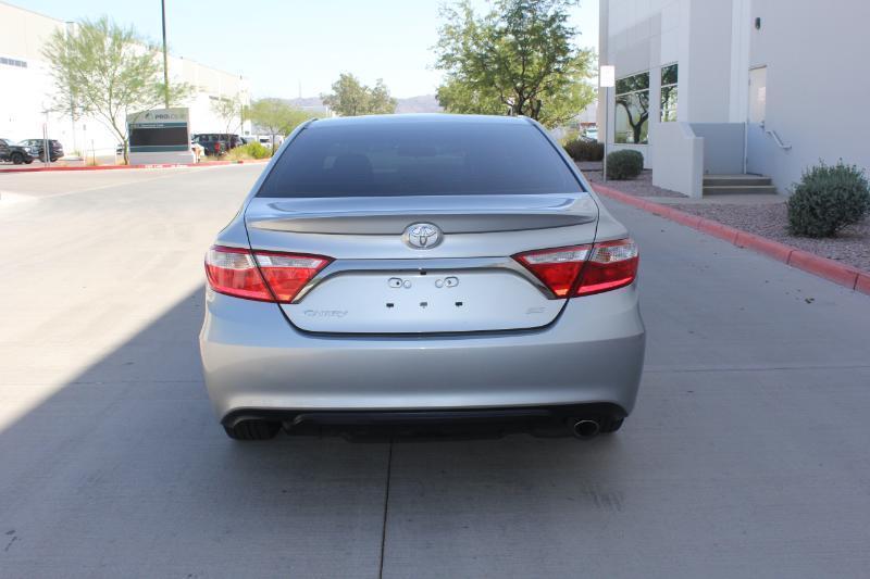 Toyota Camry SE 2017