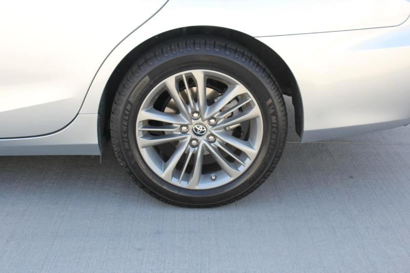 Toyota Camry SE 2017