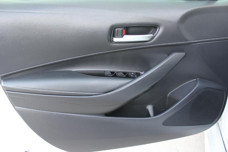 Toyota Corolla SE Hatchback 2021