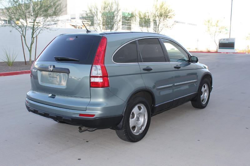 Honda CR-V LX 2WD 5-Speed AT 2011