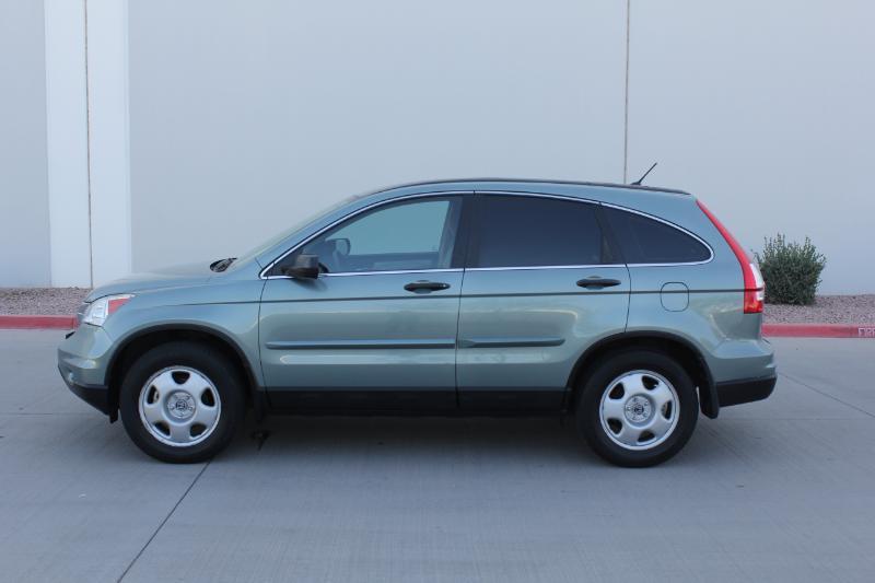 Honda CR-V LX 2WD 5-Speed AT 2011
