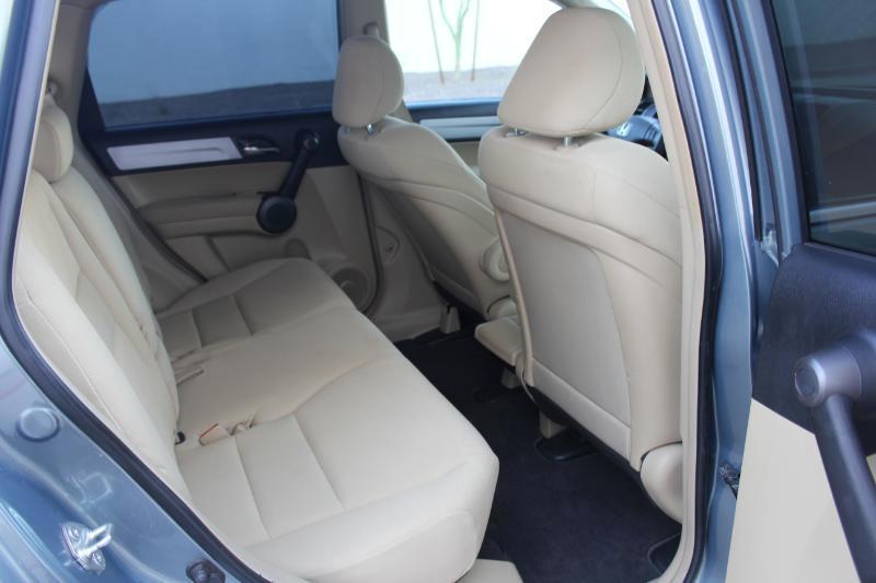 Honda CR-V LX 2WD 5-Speed AT 2011