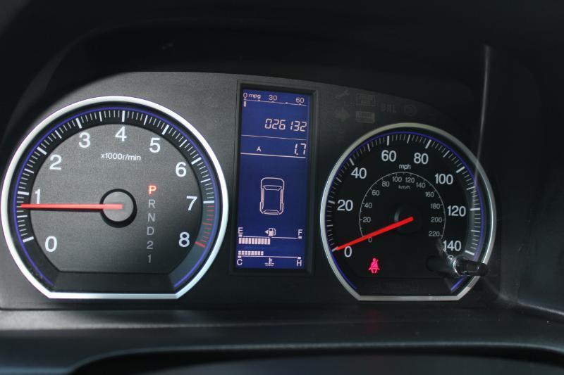 Honda CR-V LX 2WD 5-Speed AT 2011