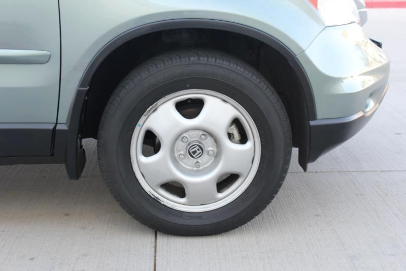 Honda CR-V LX 2WD 5-Speed AT 2011