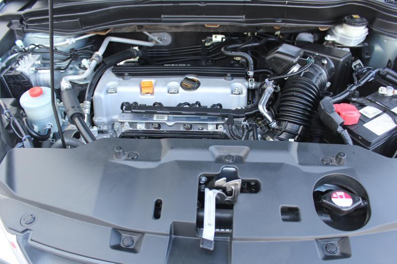 Honda CR-V LX 2WD 5-Speed AT 2011