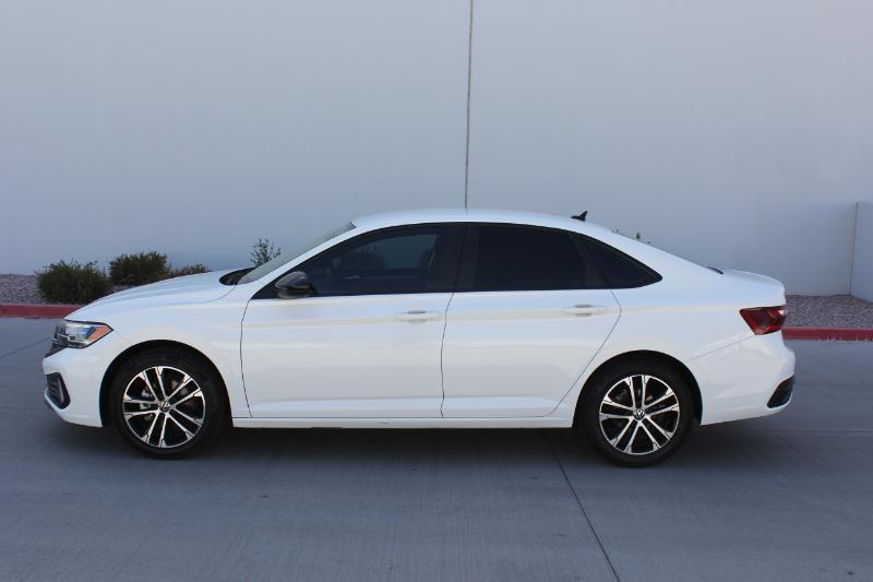 Volkswagen Jetta Sport 2024