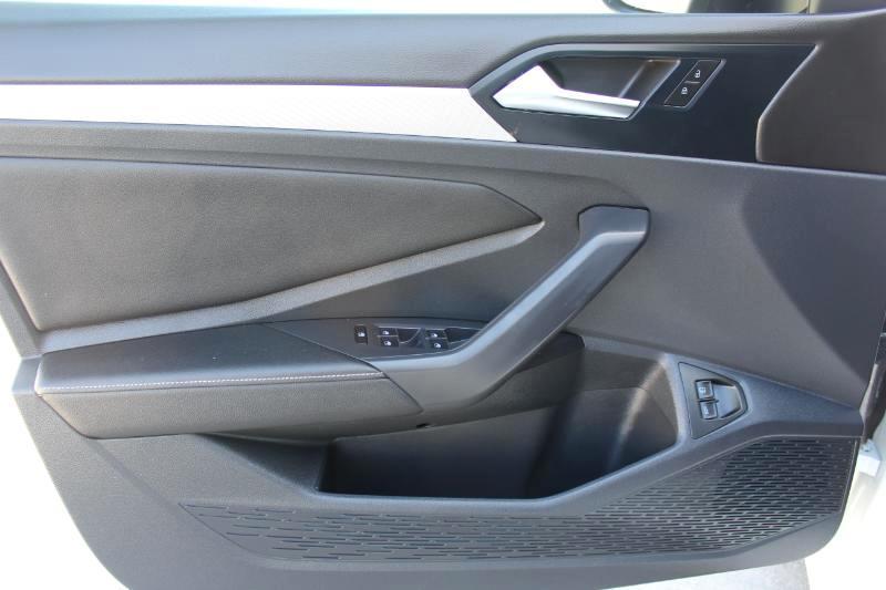Volkswagen Jetta Sport 2024