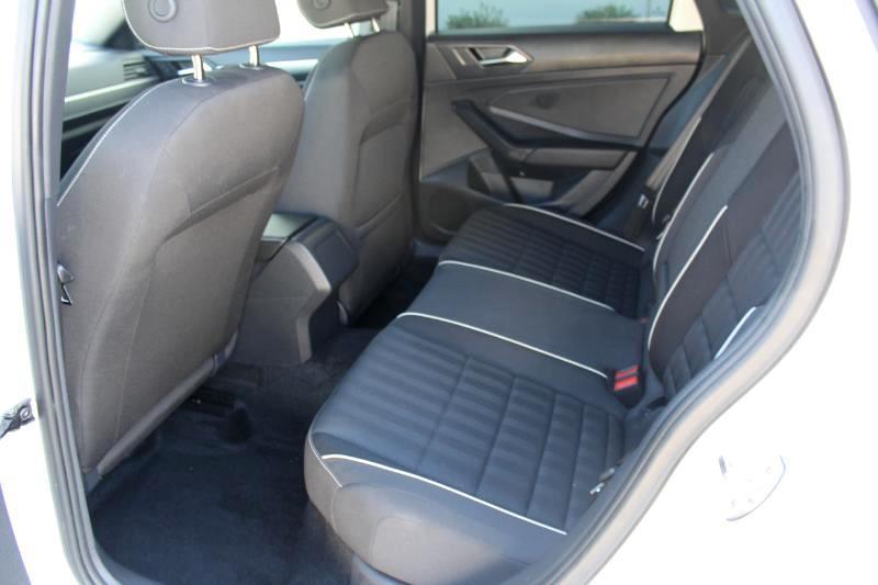 Volkswagen Jetta Sport 2024