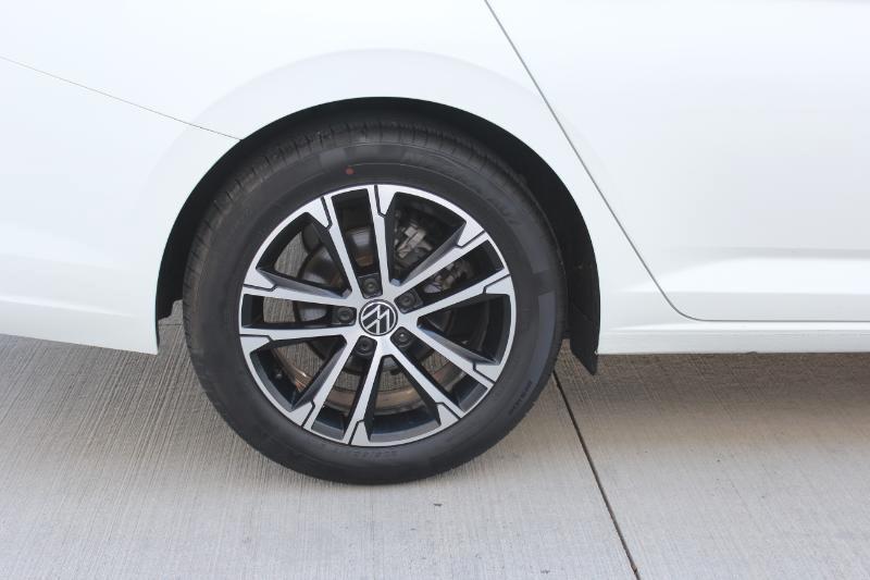 Volkswagen Jetta Sport 2024