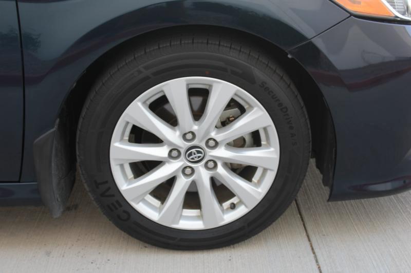 Toyota Camry LE 2020
