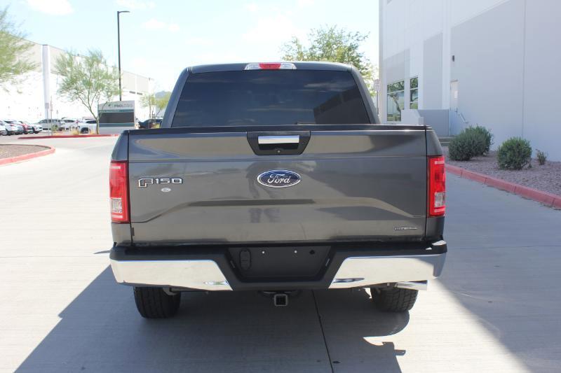 Ford F-150 XLT SuperCrew 2WD 2016