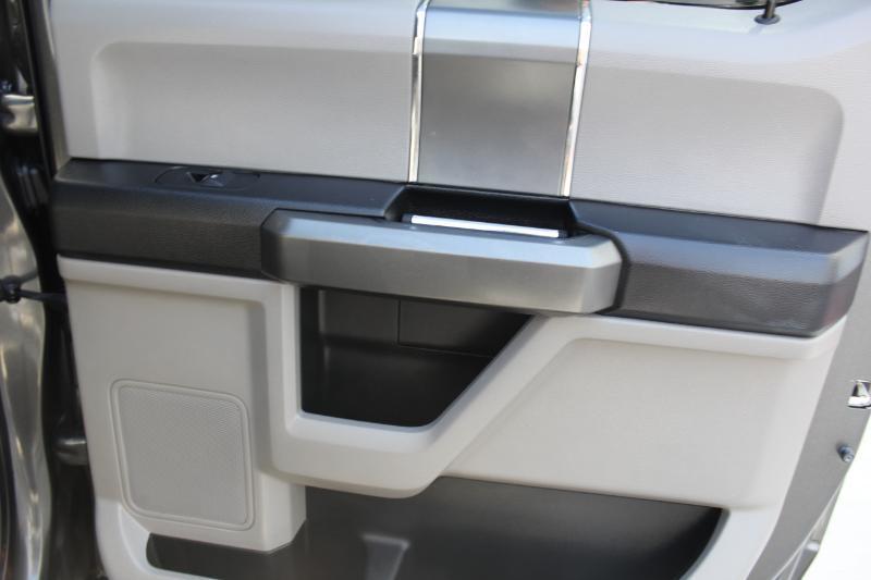Ford F-150 XLT SuperCrew 2WD 2016