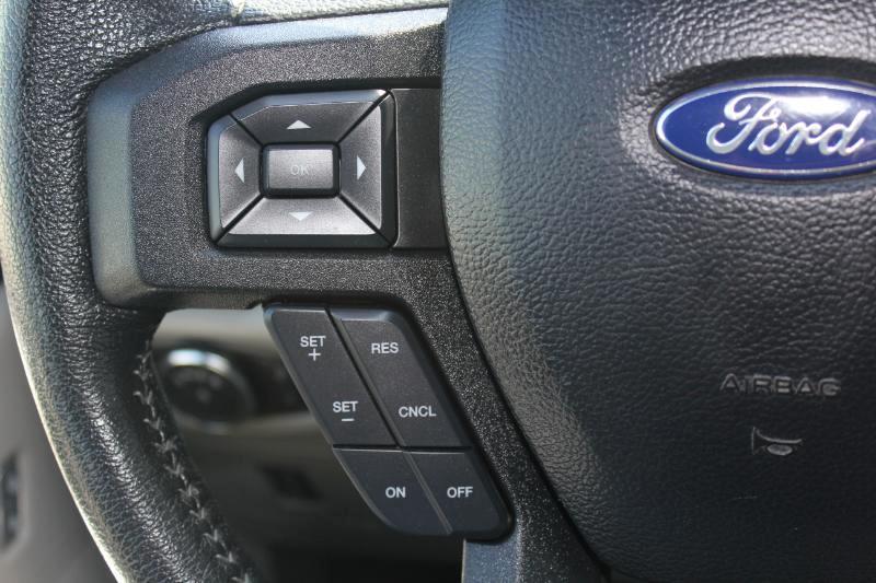 Ford F-150 XLT SuperCrew 2WD 2016