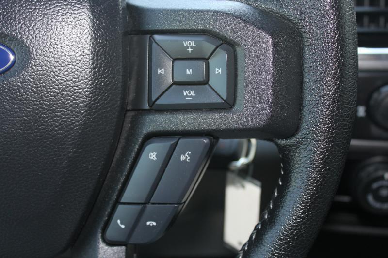 Ford F-150 XLT SuperCrew 2WD 2016