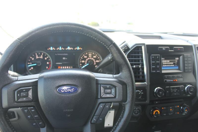 Ford F-150 XLT SuperCrew 2WD 2016