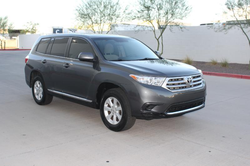Toyota Highlander  2013