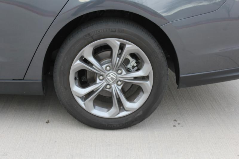Honda Accord EX 2024