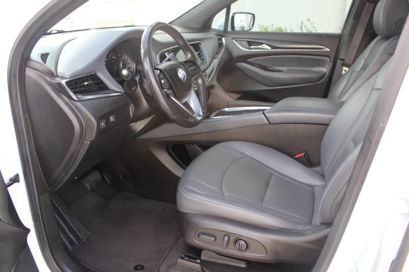 Buick Enclave Essence FWD 2023