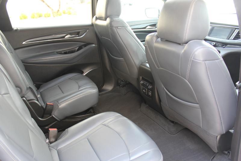 Buick Enclave Essence FWD 2023