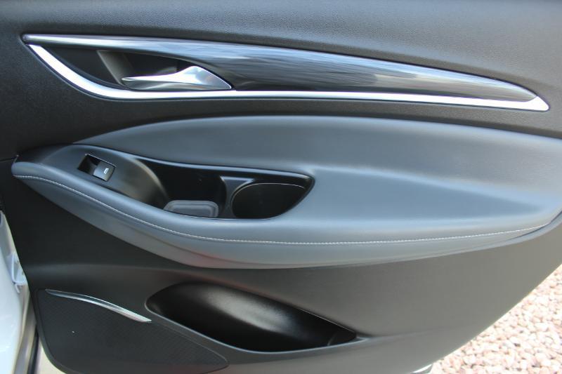Buick Enclave Essence FWD 2023