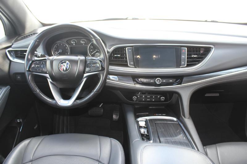 Buick Enclave Essence FWD 2023