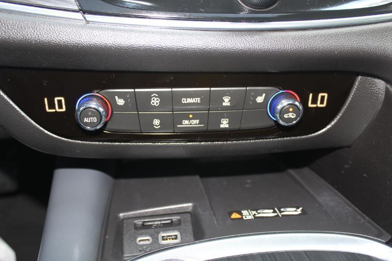 Buick Enclave Essence FWD 2023