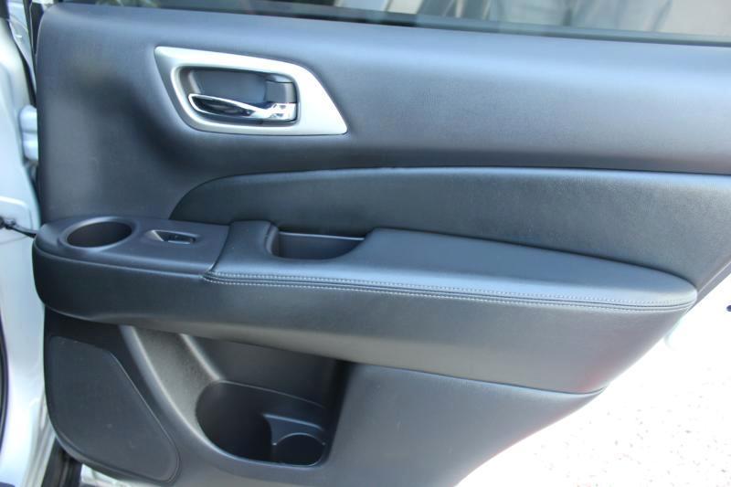 Nissan Pathfinder Platinum 2WD 2018