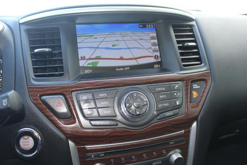 Nissan Pathfinder Platinum 2WD 2018