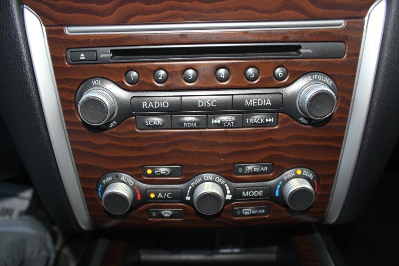 Nissan Pathfinder Platinum 2WD 2018