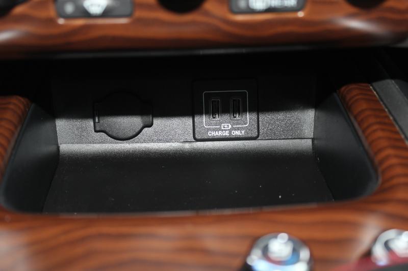 Nissan Pathfinder Platinum 2WD 2018