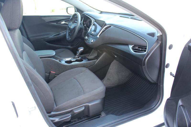 Chevrolet Malibu LS 2024