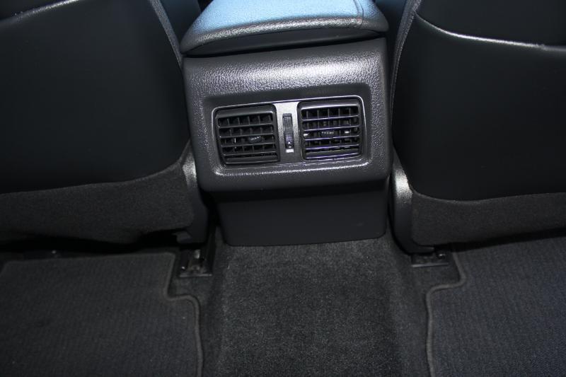 Toyota Camry Hybrid  2020