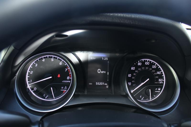 Toyota Camry SE 2023