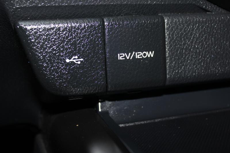 Toyota Camry SE 2023