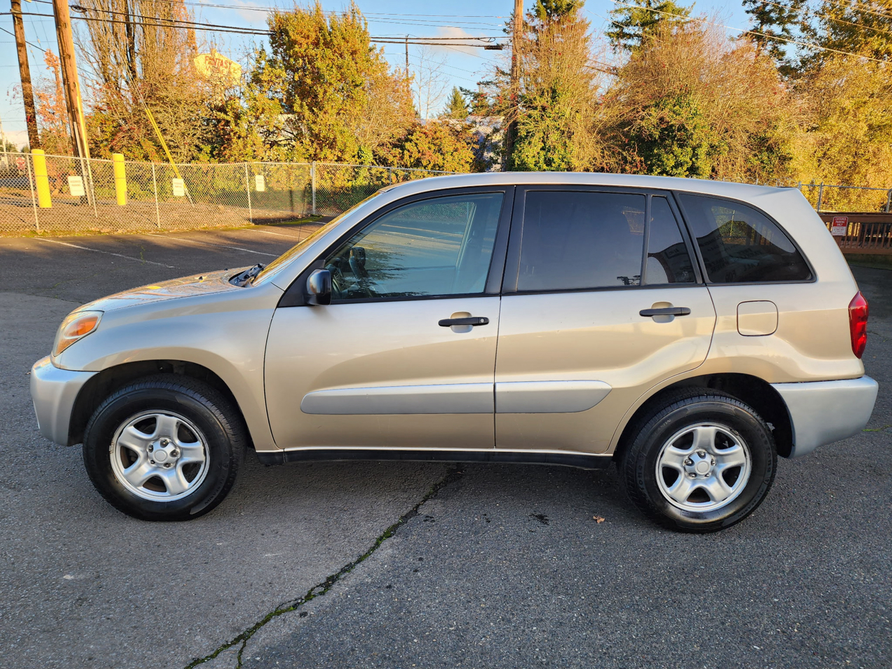 Toyota RAV4 2WD 2005