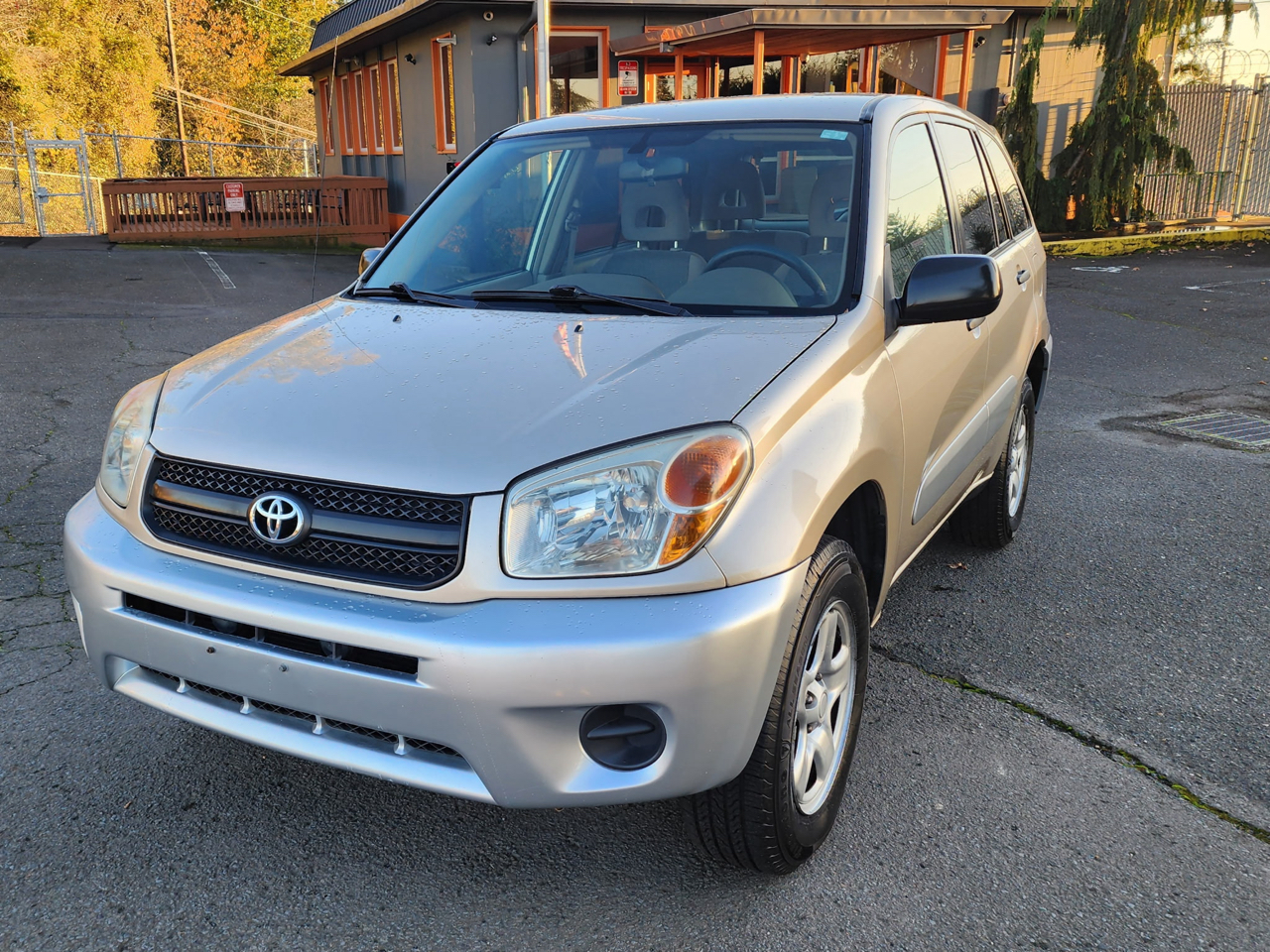Toyota RAV4 2WD 2005