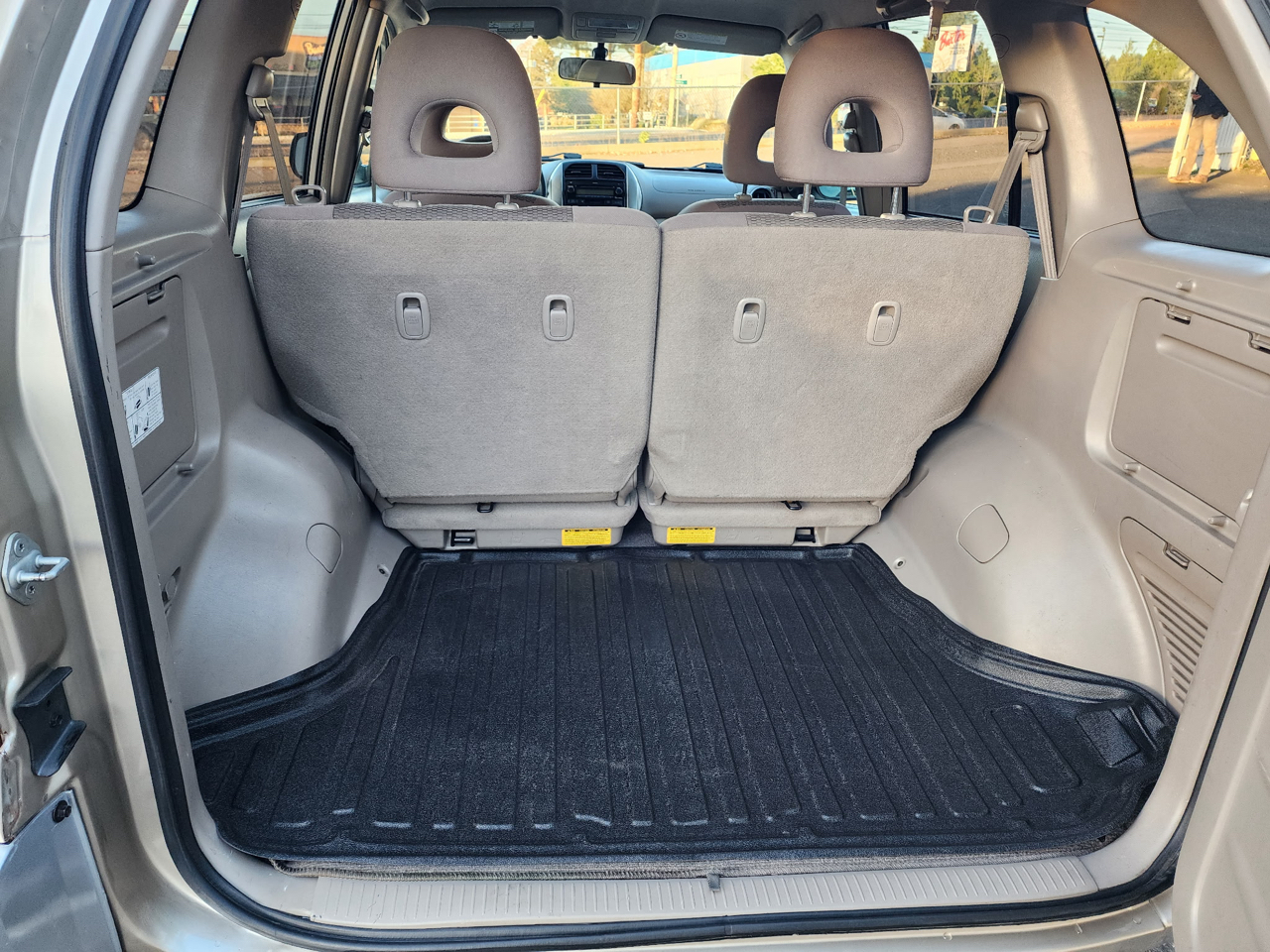 Toyota RAV4 2WD 2005