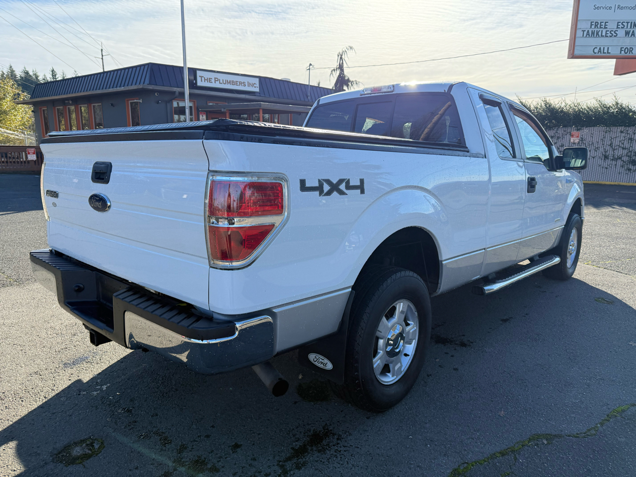 Ford F-150 XLT SuperCab 5.5-ft. Bed 4WD 2014