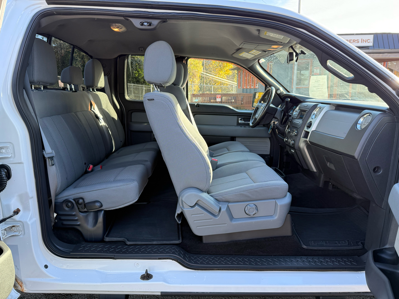 Ford F-150 XLT SuperCab 5.5-ft. Bed 4WD 2014